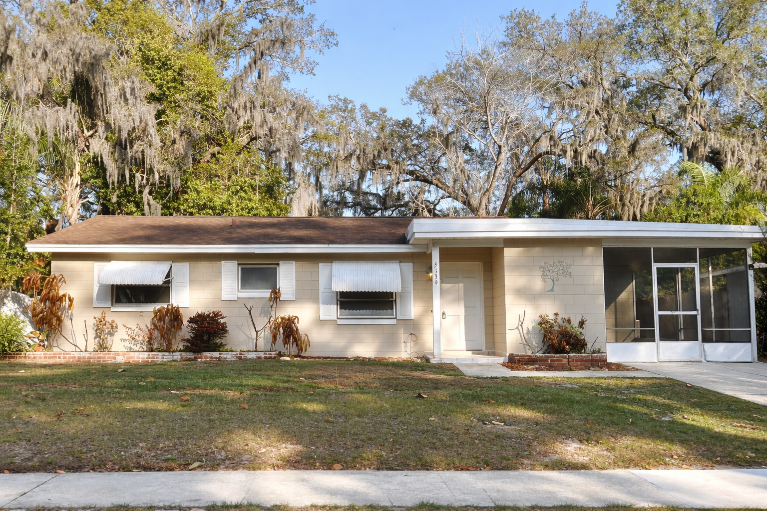 5139 Oak Hill Drive