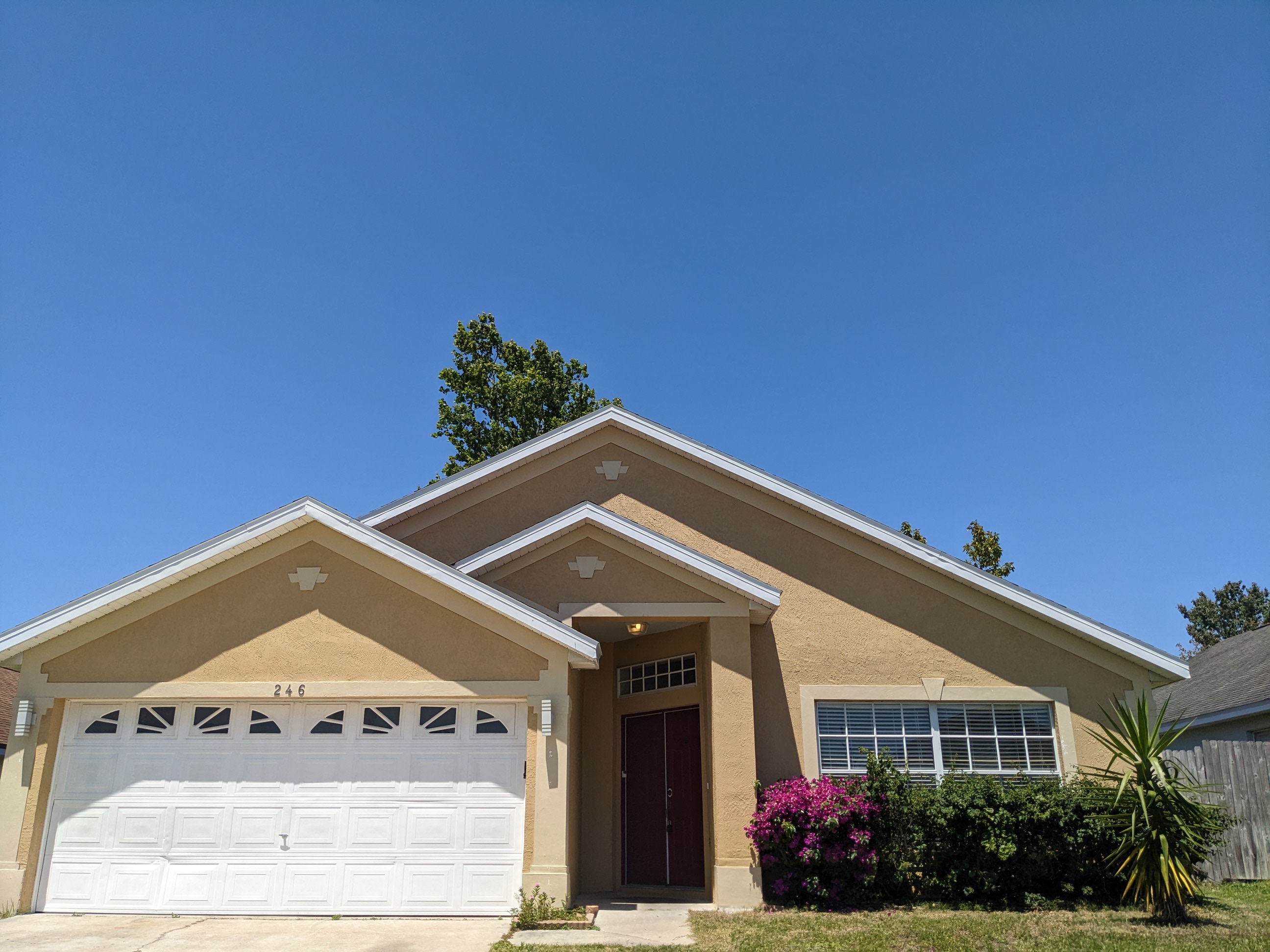 246 Queen Mary Drive